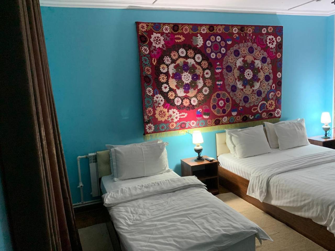 Mulberry Hotel Tasjkent Eksteriør bilde